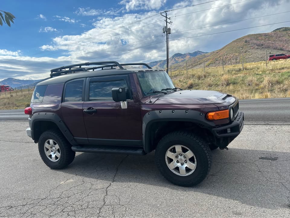 2007 Toyota FJ Cruiser · Sport Utility 2D in Park City, UT (photo 5) — photo 5