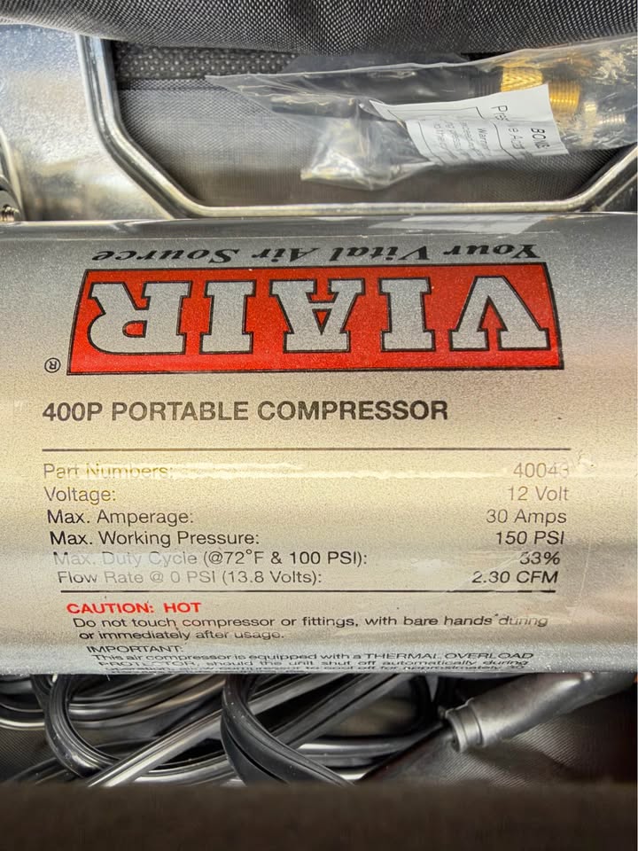 VIAIR 400P (model 40043) 12V portable air compressor in Gresham, OR (photo 5) — photo 5