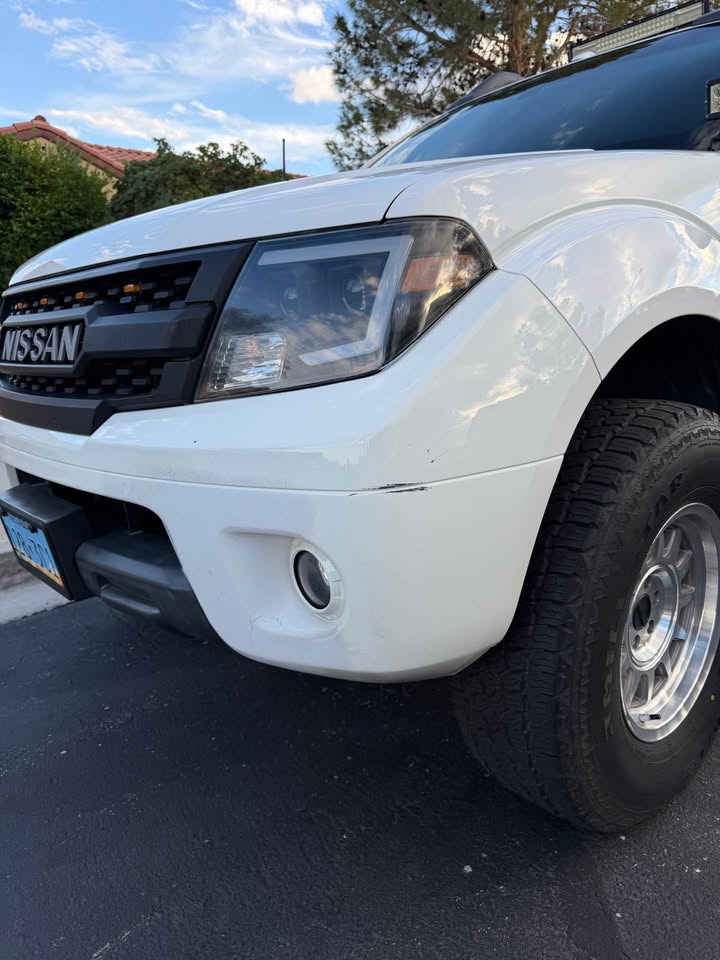 2011 Nissan Frontier Crew Cab · PRO-4X Pickup 4D 5 ft in Henderson, NV (photo 5) — photo 5