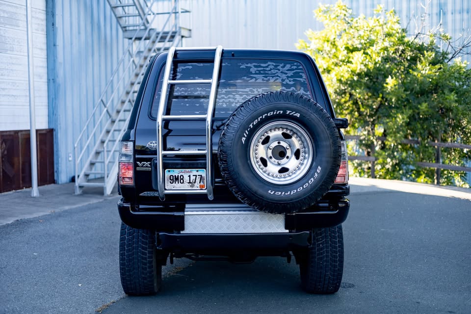 1993 Toyota Land Cruiser VX Limited in Woodland Hills, CA (photo 5) — photo 5