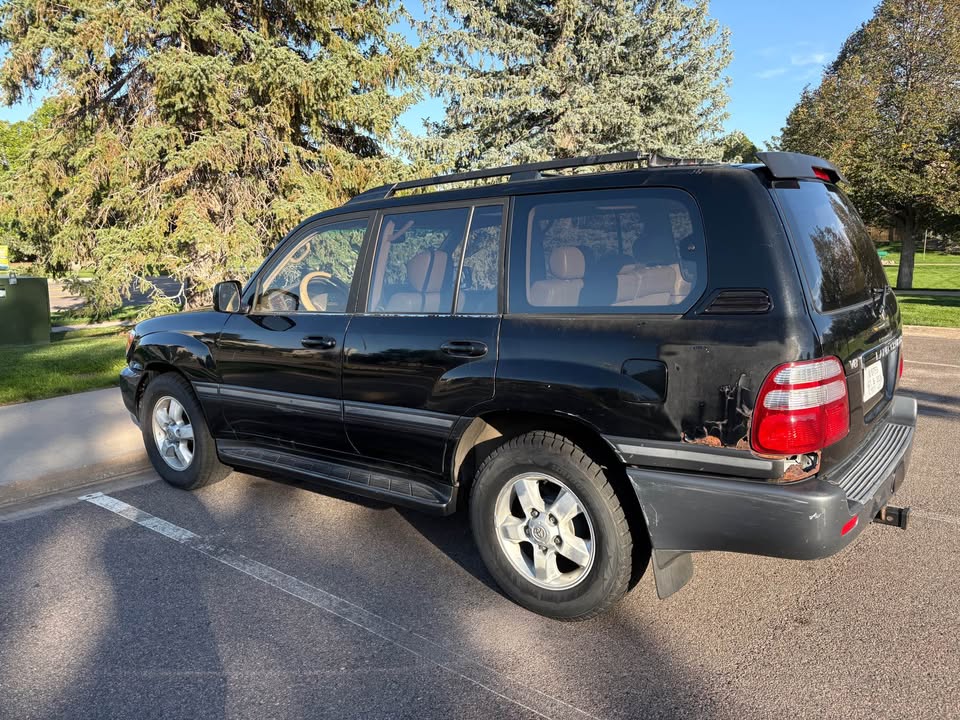 2003 Toyota Landcruiser in Centennial, CO (photo 5) — photo 5