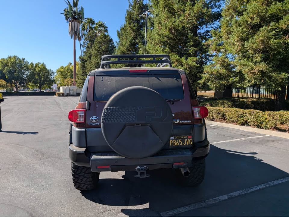 2010 Toyota FJ Cruiser in Antelope, CA (photo 5) — photo 5