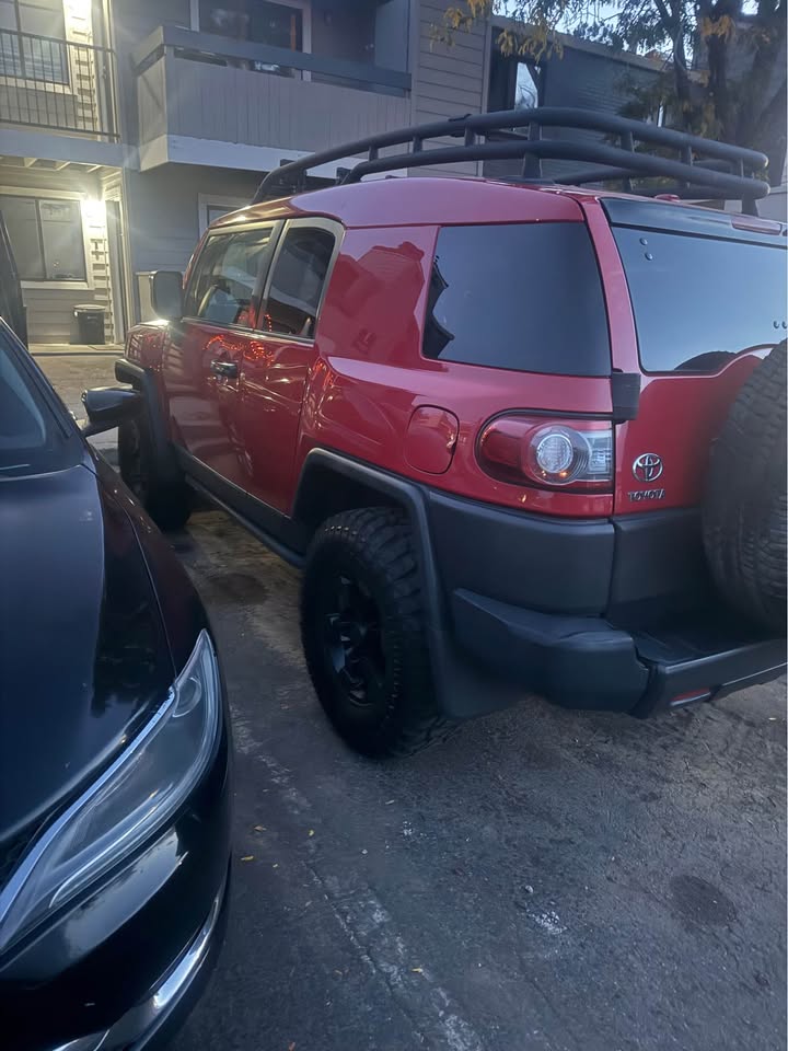 2012 Toyota FJ Cruiser in Aurora, CO (photo 5) — photo 5