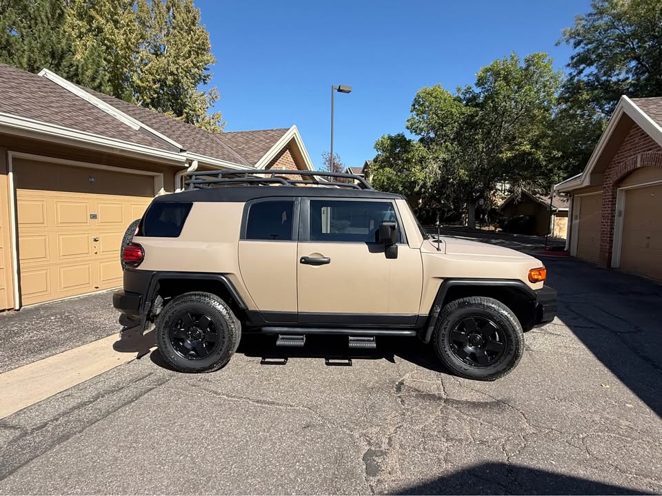 2007 Toyota FJ Cruiser · Sport Utility 2D in Littleton, CO (photo 5) — photo 5
