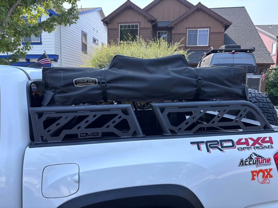 Smittybilt Overlander Gen 1 Standard Roof Top Tent in Salem, OR (photo 5) — photo 5