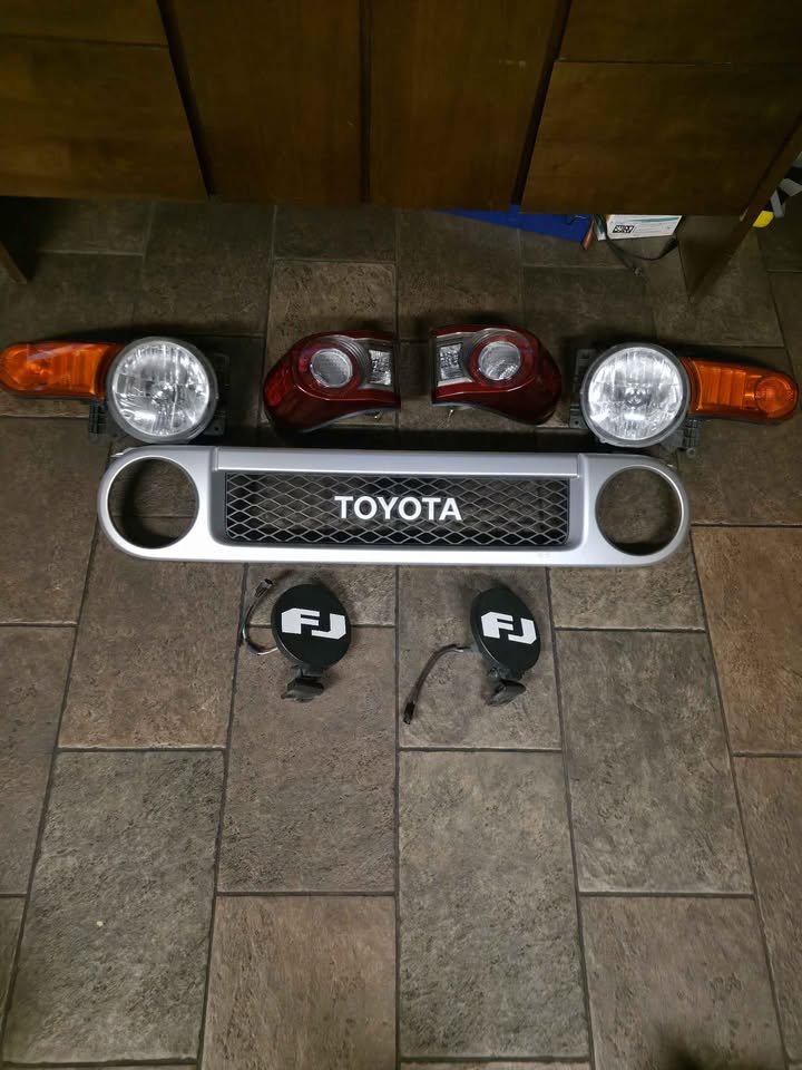 2013 Toyota FJ Cruiser · Sport Utility 2D in Prescott, AZ (photo 5) — photo 5
