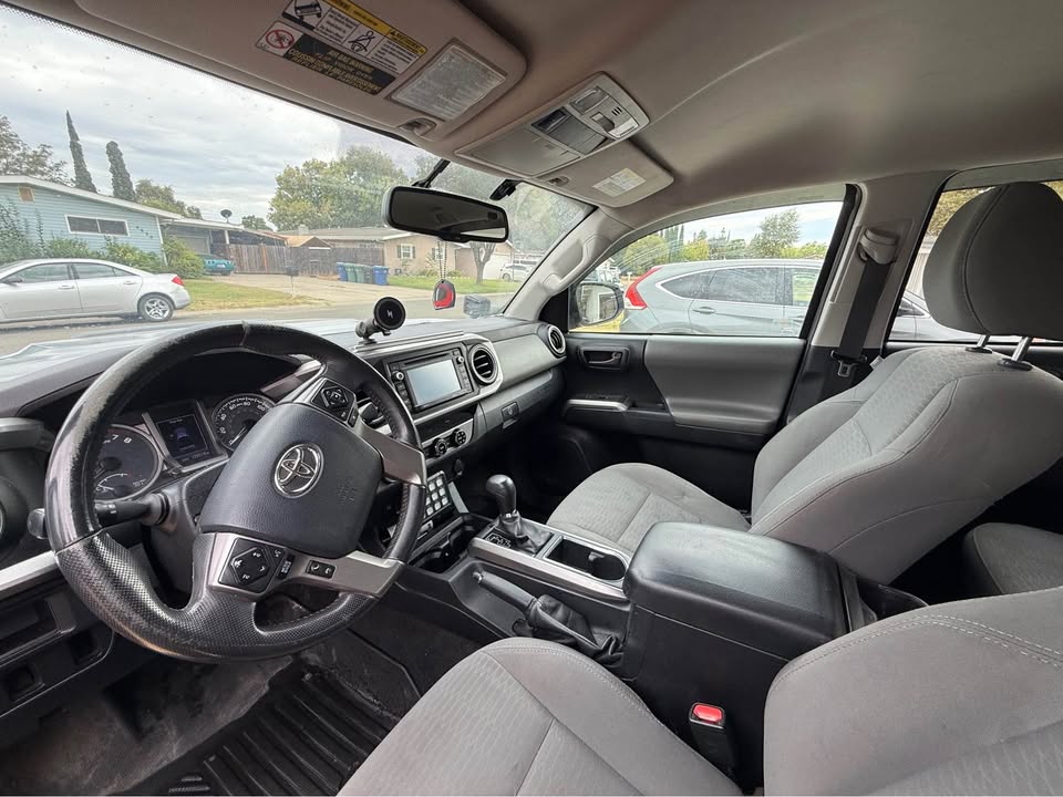 2017 Toyota Tacoma Double Cab in Carmichael, CA (photo 5) — photo 5