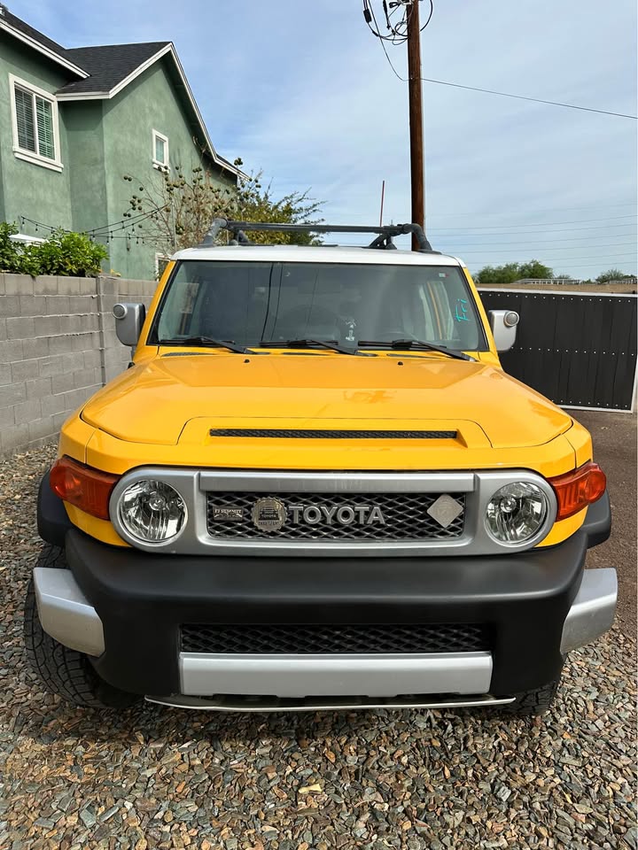 2007 Toyota FJ Cruiser · Sport Utility 2D in Phoenix, AZ (photo 5) — photo 5