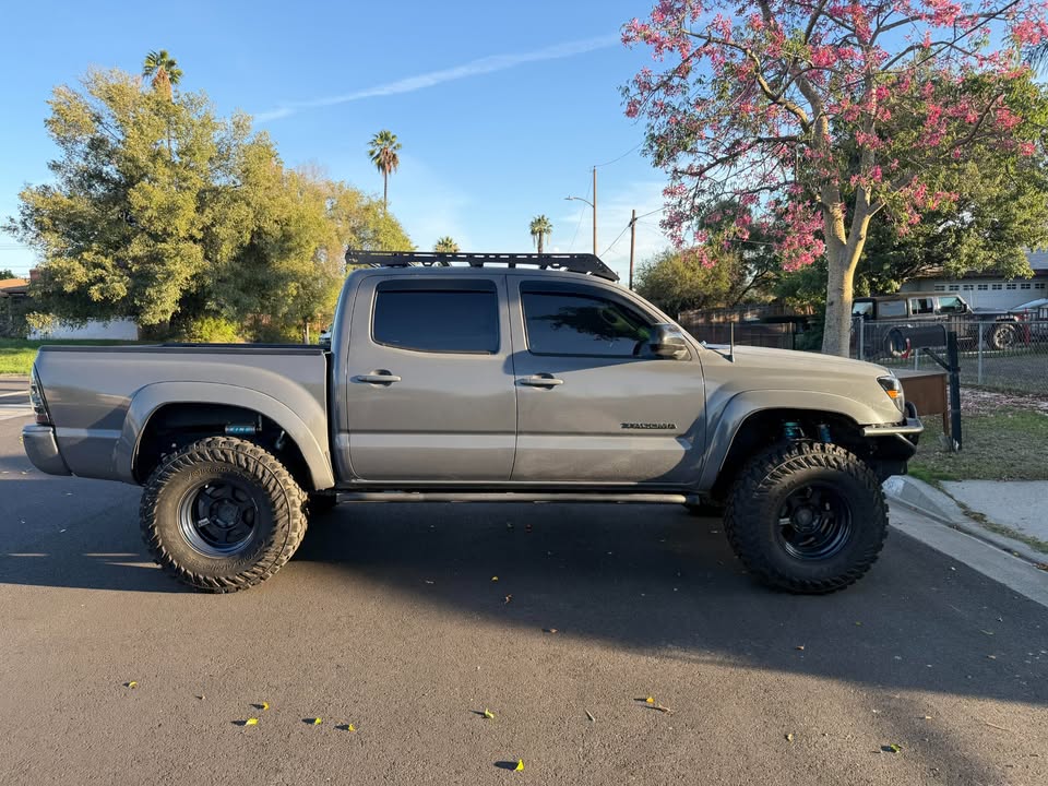 2014 Toyota Tacoma in Riverside, CA (photo 5) — photo 5
