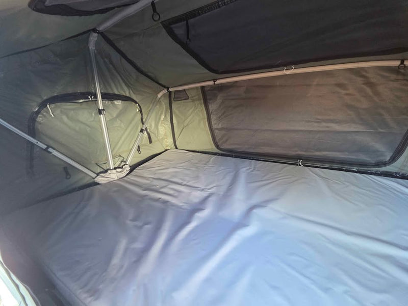 Thule Tepui Foothill 2P roof top tent in Reno, NV (photo 5) — photo 5
