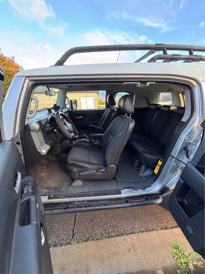 2008 Toyota FJ Cruiser in Provo, UT (photo 5) — photo 5