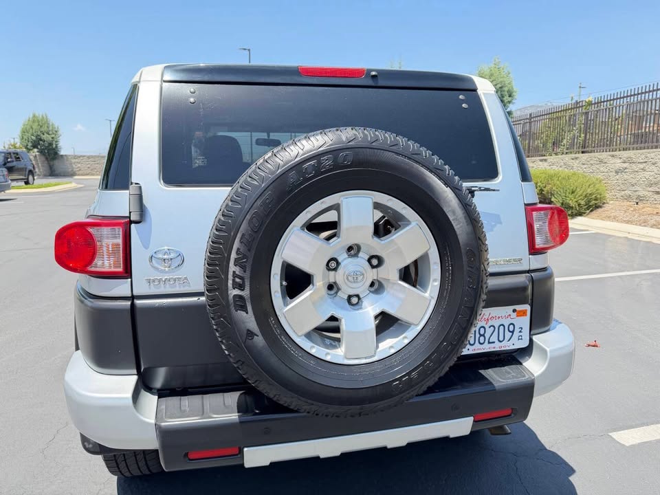 2008 Toyota FJ Cruiser in Glendora, CA (photo 5) — photo 5