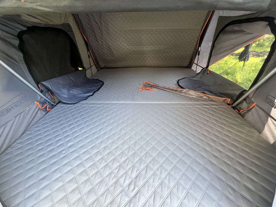 Roofnest Condor XL Rooftop Tent – Sleeps 3–4 – in Orinda, CA (photo 5) — photo 5