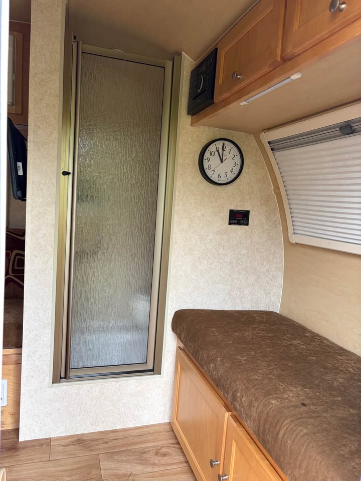 nuCamp T@B 320 CS Teardrop Trailer 2017 in Canby, OR (photo 5) — photo 5