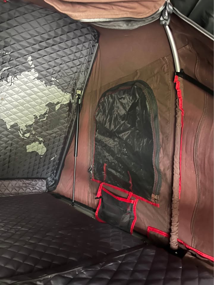 Skycamp Mini Rooftop Tent with THULE crossbars in Park City, UT (photo 5) — photo 5