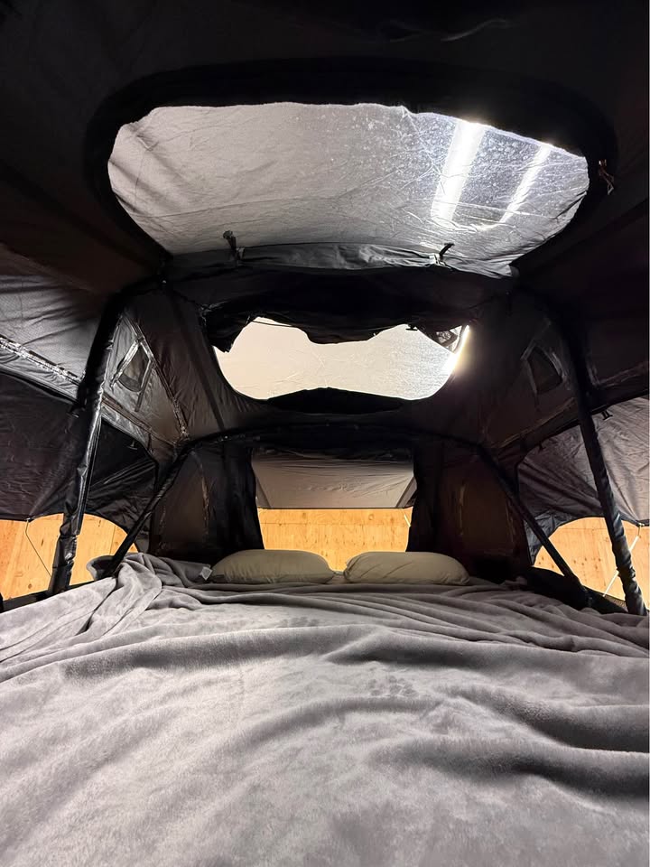 ROAM Vagabond Rooftop Tent w/ Annex – in Burley, ID (photo 5) — photo 5
