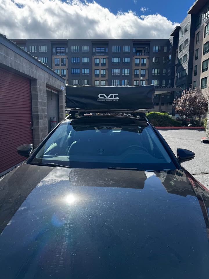 CVT Cascadia Vehicle Tents Rooftop Tent in Bend, OR (photo 5) — photo 5