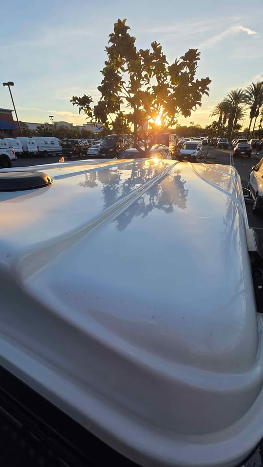 James Baroud Evolution Rooftop Tent in Huntington Beach, CA (photo 5) — photo 5