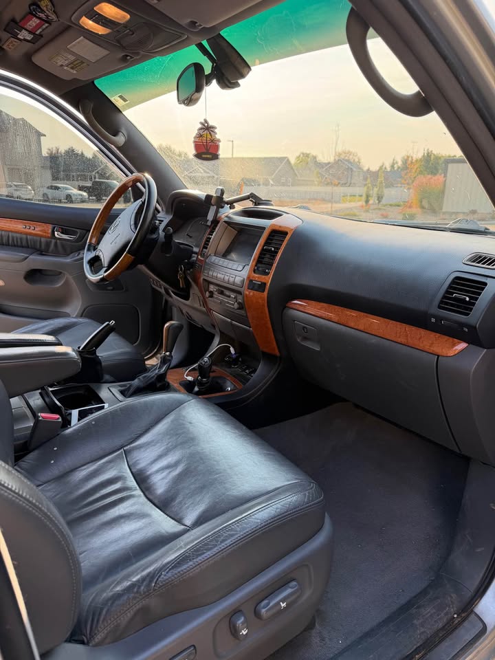 2005 Lexus GX · GX 470 Sport Utility 4D in Boise, ID (photo 5) — photo 5