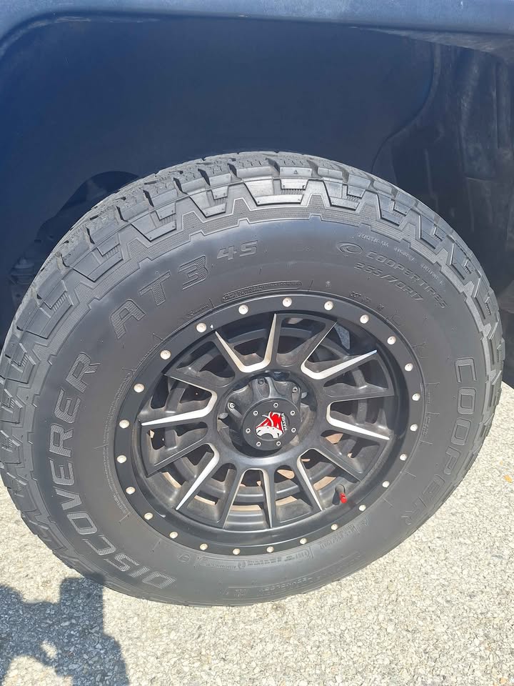 2007 Toyota FJ Cruiser · Sport Utility 2D in Bell Gardens, CA (photo 5) — photo 5