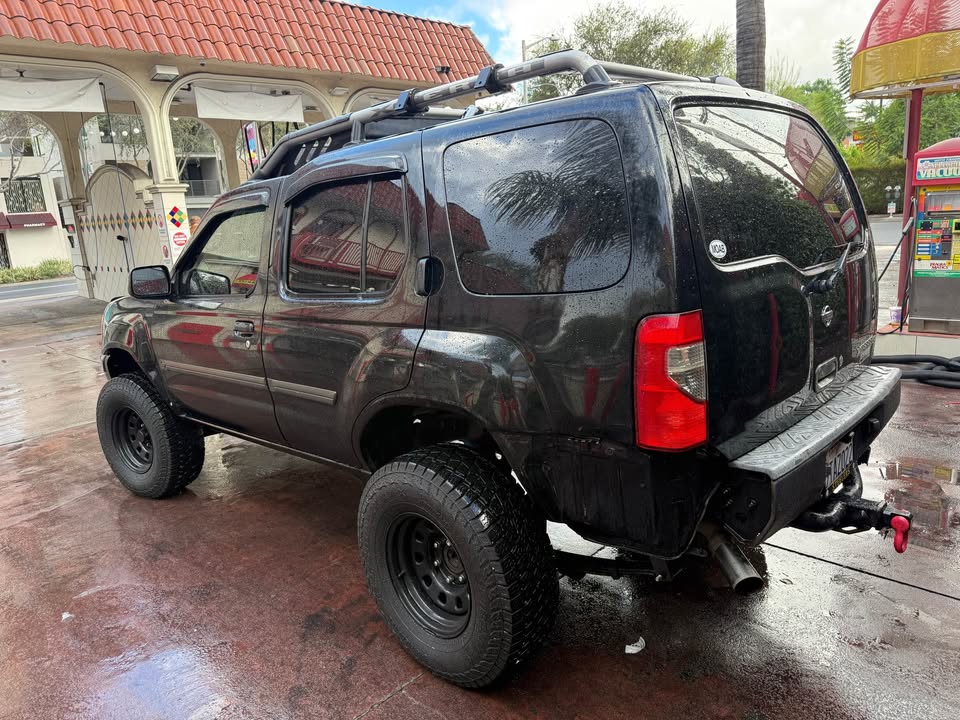 2001 Nissan Xterra · SE Sport Utility 4D in Los Angeles, CA (photo 5) — photo 5
