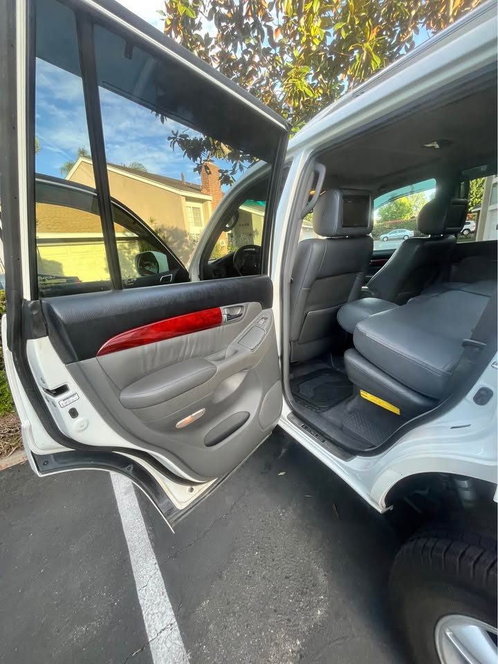 2008 Lexus GX · GX 470 Sport Utility 4D in Irvine, CA (photo 5) — photo 5