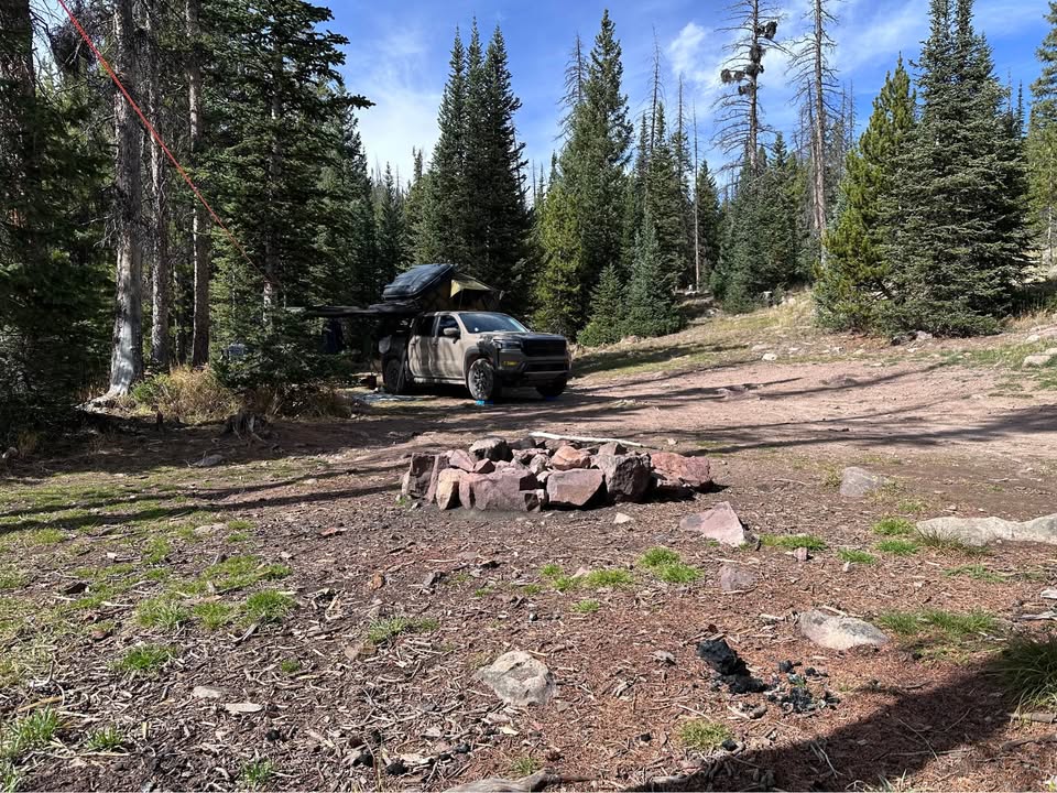 23Zero X2 Rooftop Tent and RCI universal bed rack for 5 ft bed in Ogden, UT (photo 5) — photo 5
