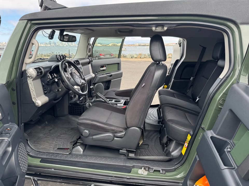 2014 Toyota FJ Cruiser in San Diego, CA (photo 8) — photo 8