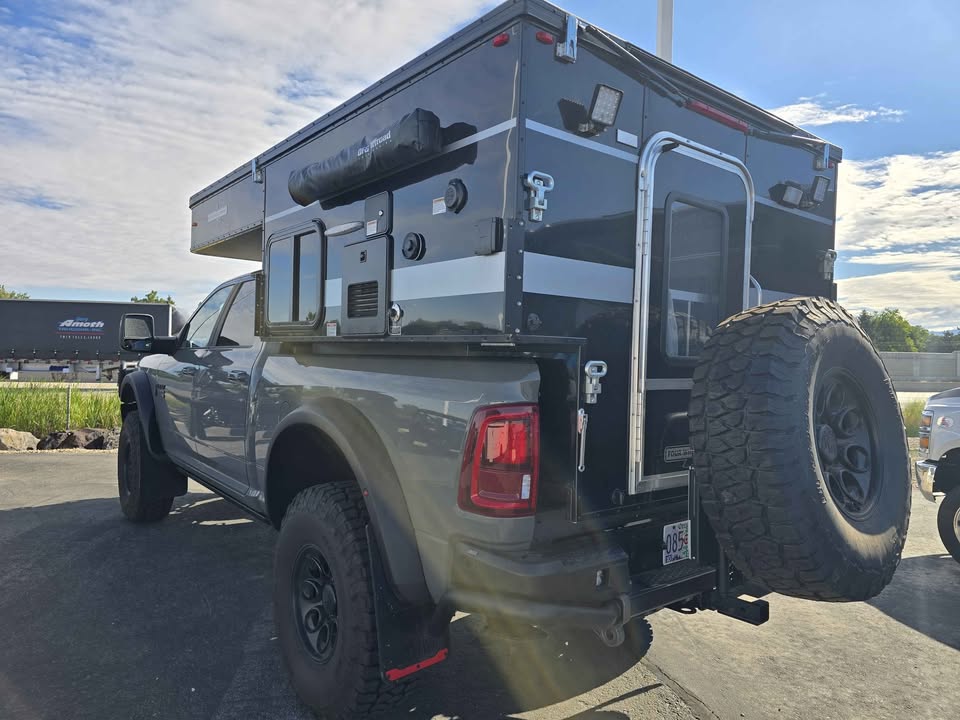 2025 Four Wheel Campers pop in Boise, ID (photo 8) — photo 8