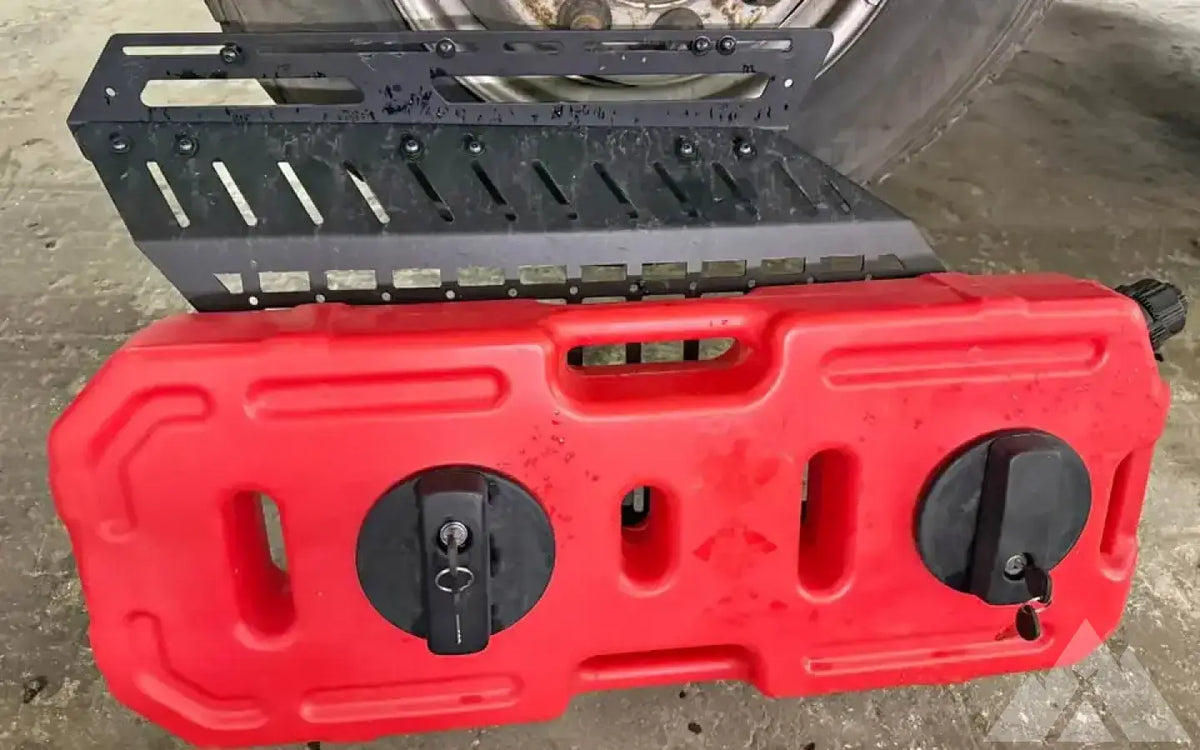 5th gen 4Runner rago fab driver side molly panel — used molle panels for sale