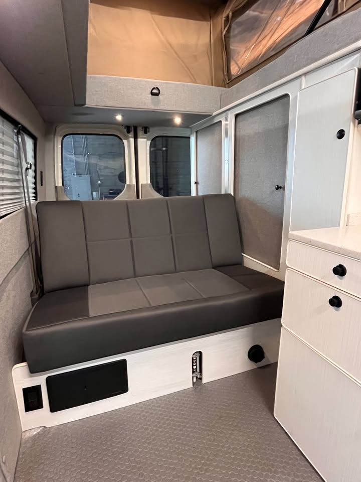 2023 Mercedes-Benz sprinter 144 sportsmobile pop top camper awd in Mesa, AZ (photo 6)