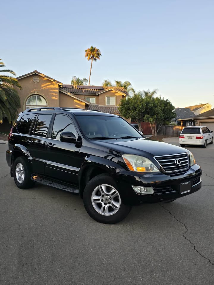 2005 Lexus GX · GX 470 Sport Utility 4D in Escondido, CA (photo 2) — photo 2