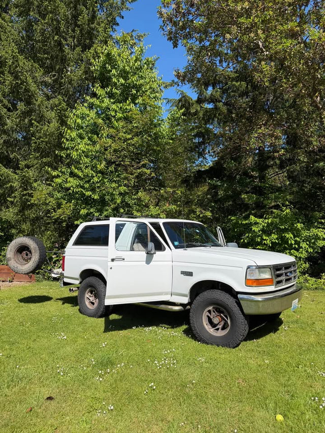 1995 Ford Bronco — photo 2