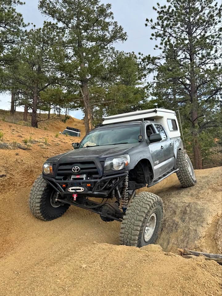 2011 Toyota Tacoma · SR5 Pickup 4D 5 ft in Cotopaxi, CO (photo 1) — photo 1