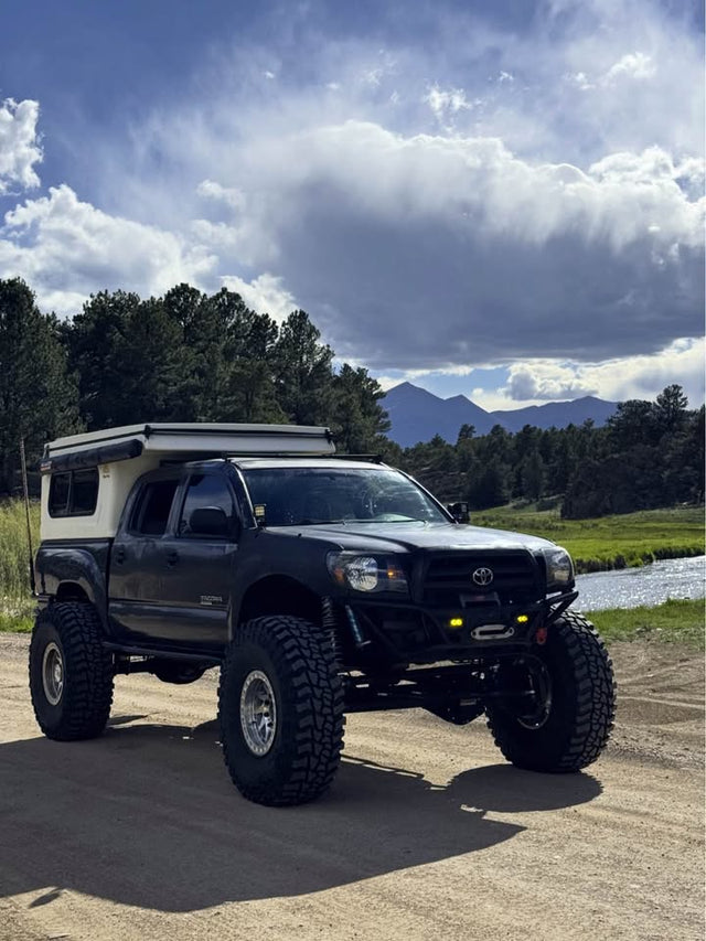2011 Toyota Tacoma · SR5 Pickup 4D 5 ft — photo 2