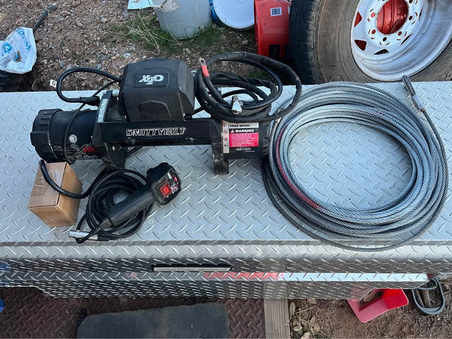 Smittybilt 9500lb Winch — photo 2
