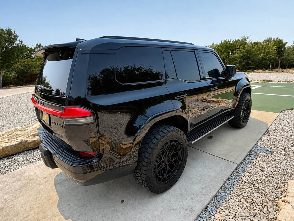 2024 Lexus GX · 550 premium + in Lago Vista, TX (photo 6) — photo 6