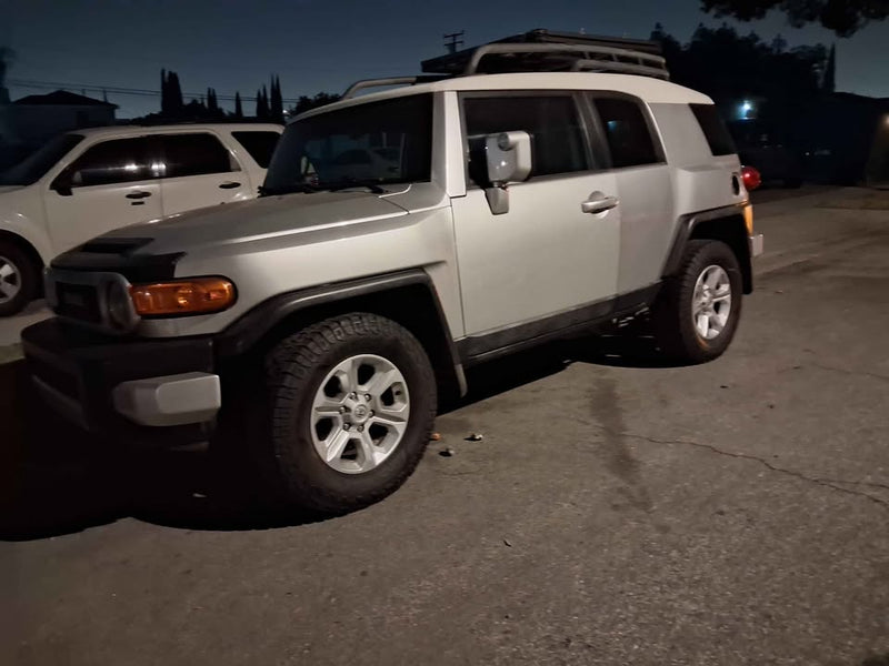 2007 Toyota FJ Cruiser · Sport Utility 2D in Downey, CA (photo 6) — photo 6