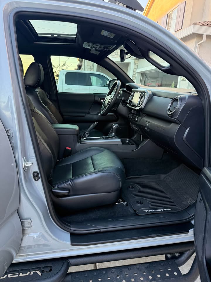 2021 Toyota Tacoma Double Cab · TRD Off-Road in Rancho Cordova, CA (photo 6) — photo 6