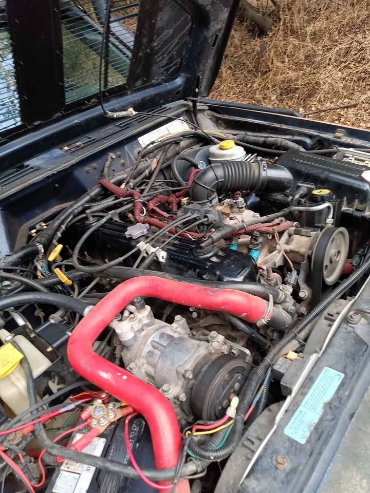 2000 Jeep Cherokee · Overland Sport Utility 4D in Auburn, CA (photo 6) — photo 6