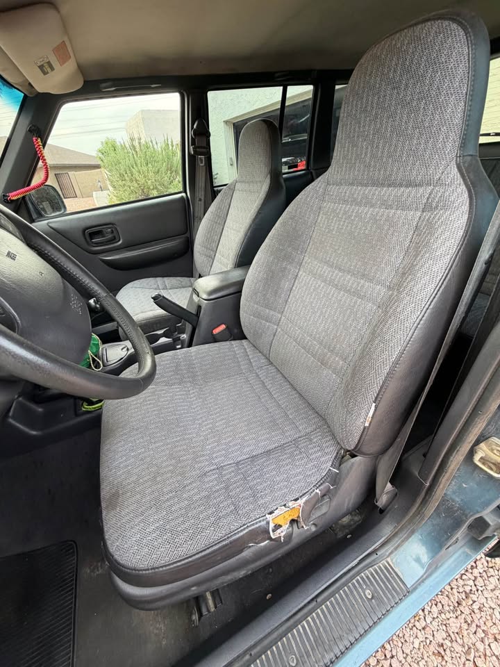 1999 Jeep Cherokee · Sport 4D in Tempe, AZ (photo 6) — photo 6