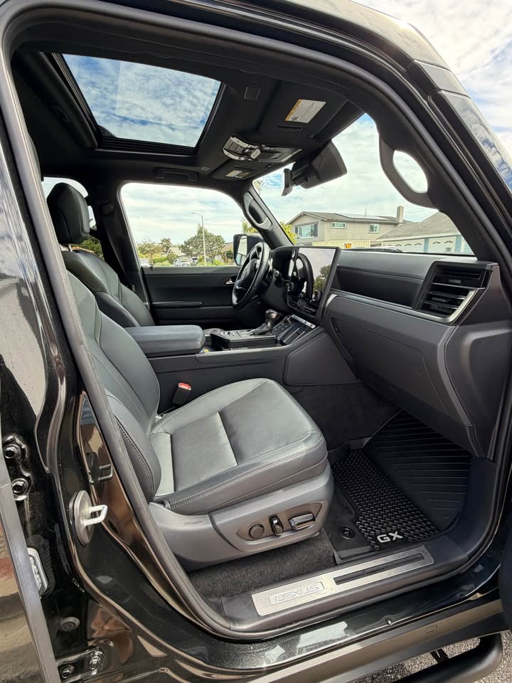 2024 Lexus GX · GX 550 Overtrail + in Costa Mesa, CA (photo 6) — photo 6