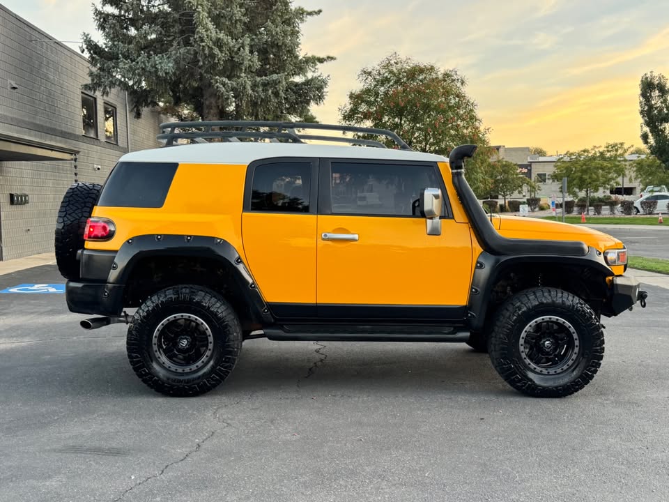 2007 Toyota FJ Cruiser 4x4 in Salt Lake City, UT (photo 6) — photo 6