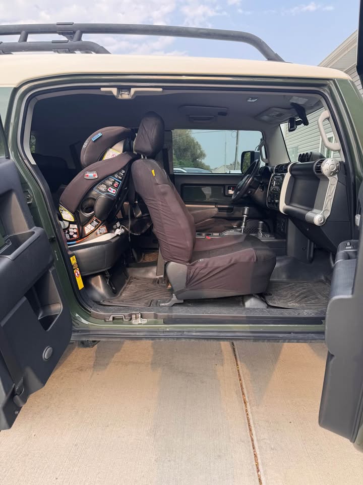 2011 Toyota FJ cruiser in Rigby, ID (photo 6) — photo 6