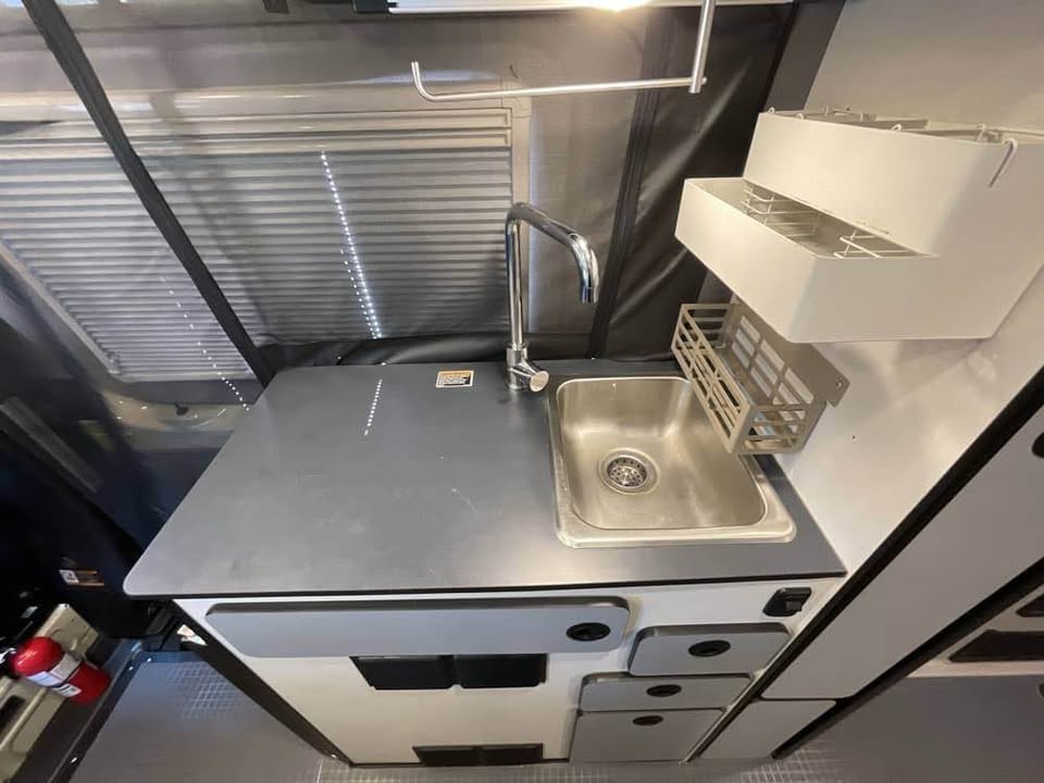 2023 Winnebago Revel 44e in Houston, TX (photo 6) — photo 6