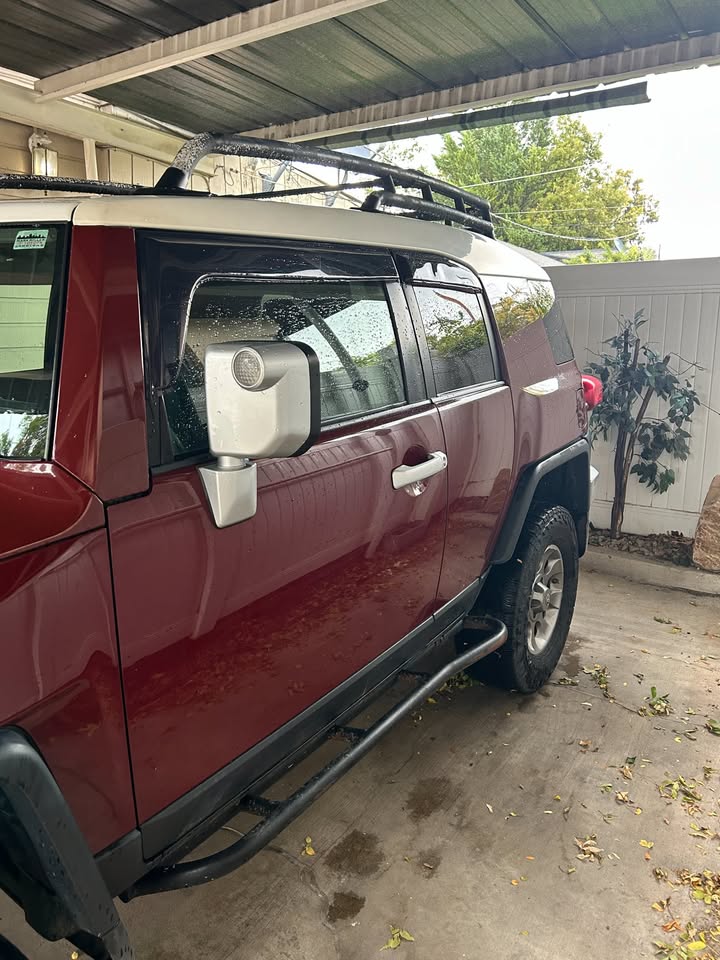 2011 Toyota FJ Cruiser in Salt Lake City, UT (photo 6) — photo 6