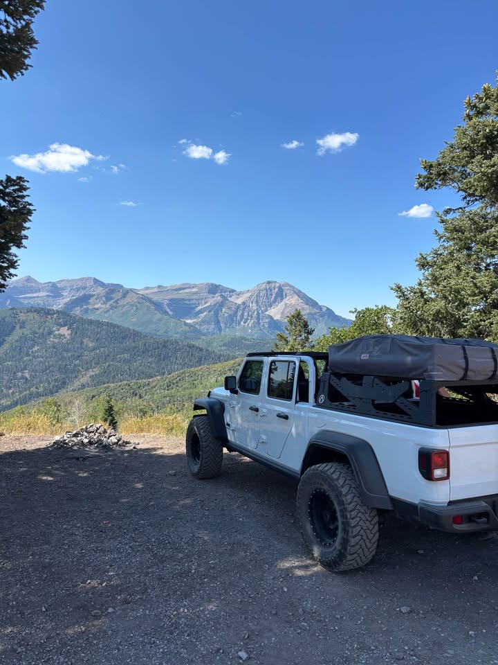 2021 Jeep Gladiator · Sport Pickup 4D 5 ft in Vineyard, UT (photo 6) — photo 6