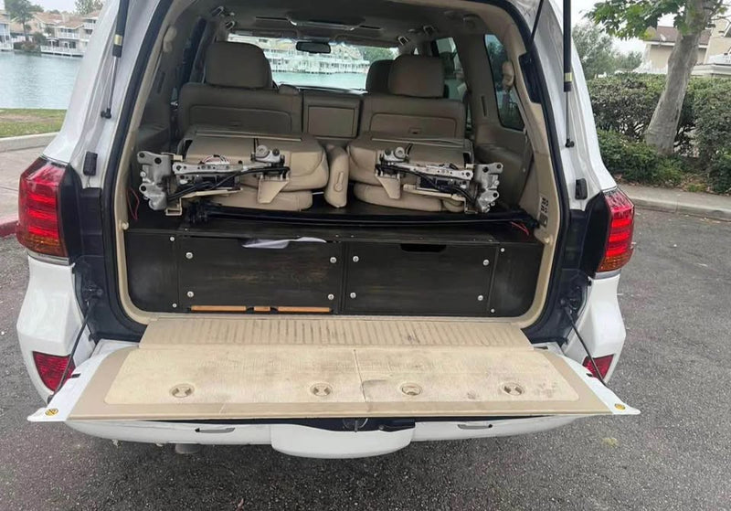 2009 Lexus LX · LX 570 Sport Utility 4D in Irvine, CA (photo 6) — photo 6