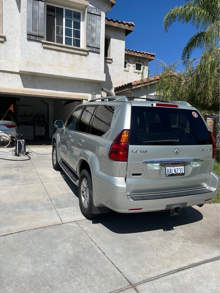 2004 Lexus GX · GX 470 Sport Utility 4D in Fontana, CA (photo 6) — photo 6