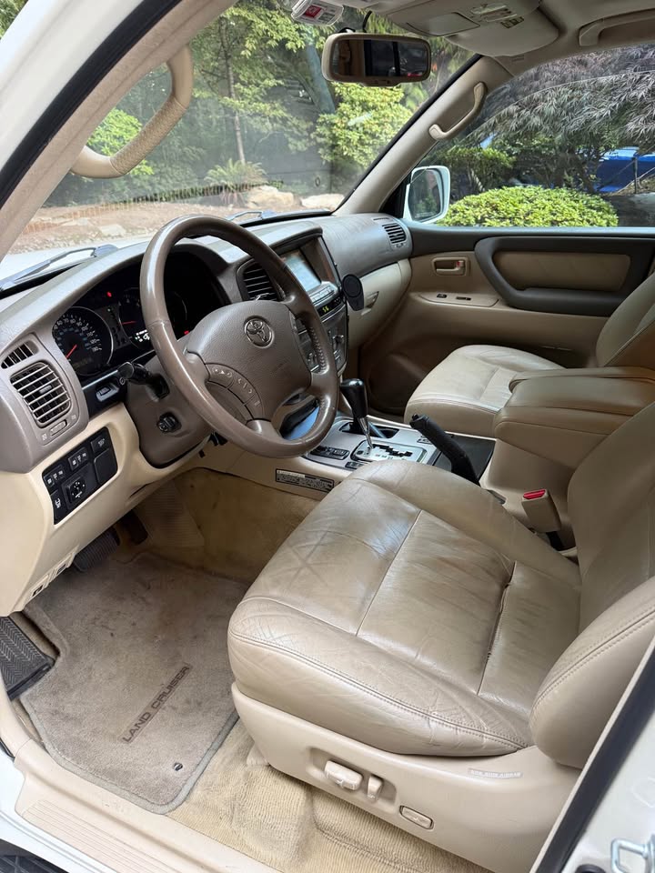 2007 Toyota Landcruiser in Woodinville, WA (photo 6) — photo 6